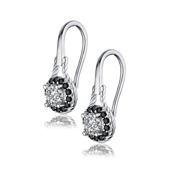 JoJos Jewelry Box Jewelry - New SS Earrings with a CZ Stone and Black Accents